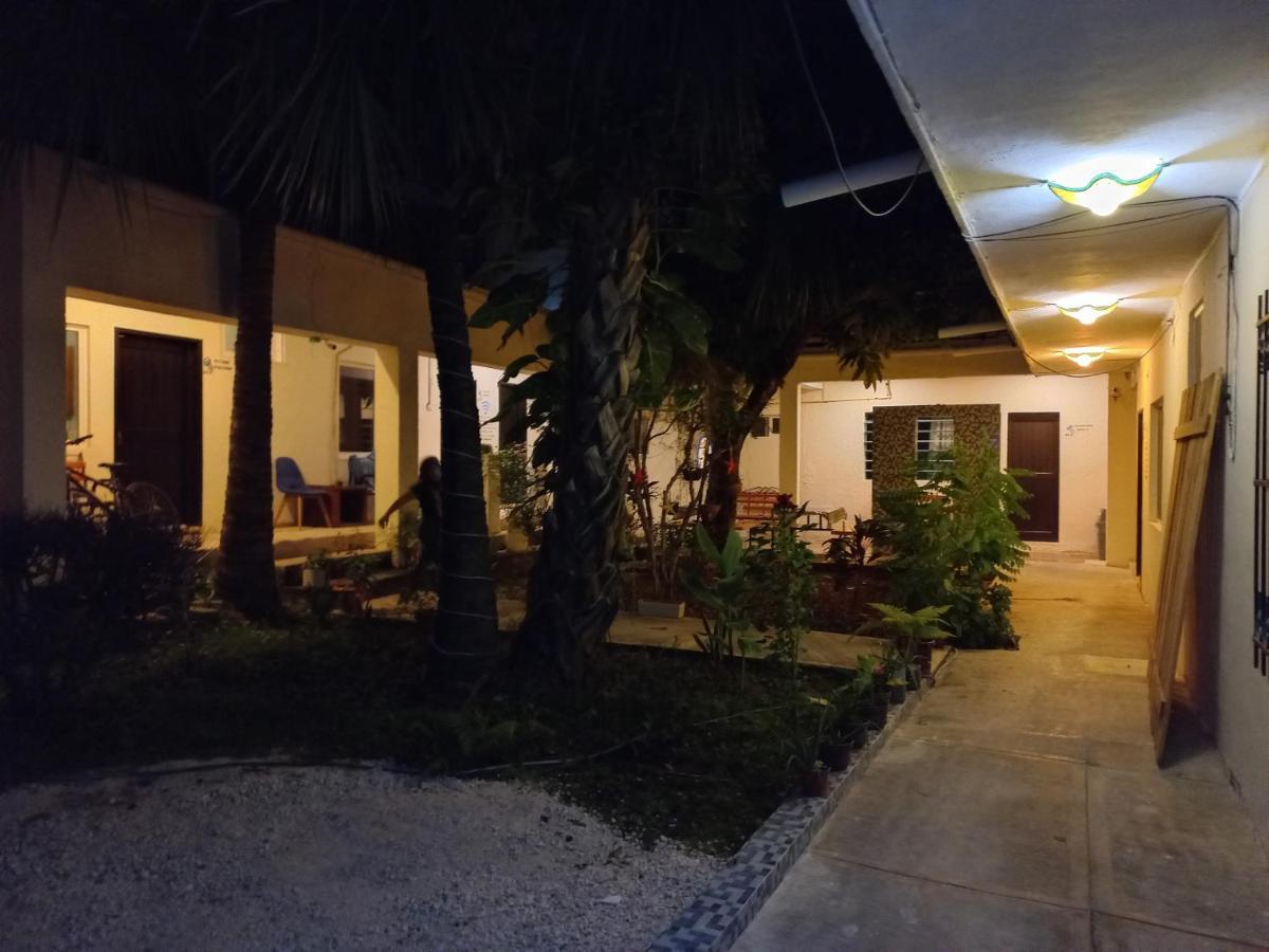 Bea Rooms And Studios Cozumel Esterno foto